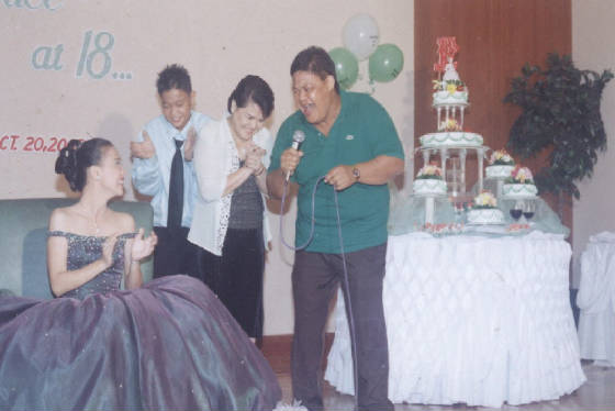 debut2.jpg